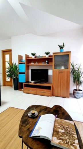 atico a 500m del mar con terraza amplia